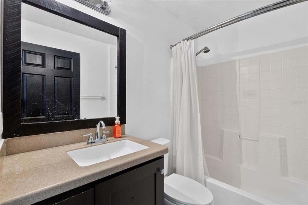 For Sale: $380,000 (4 beds, 2 baths, 1619 Square Feet)