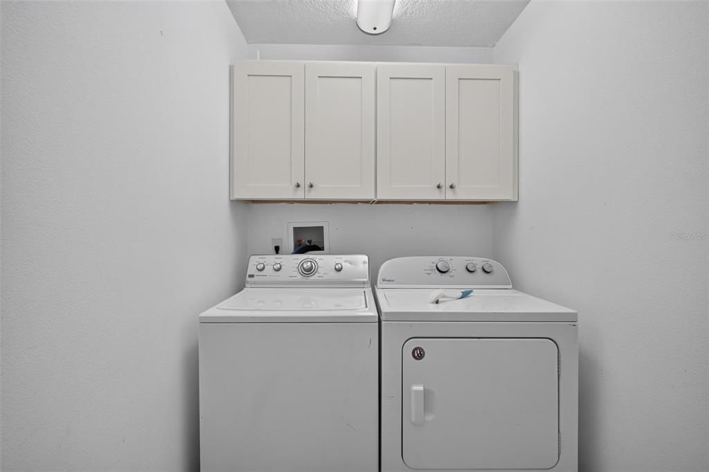 For Sale: $380,000 (4 beds, 2 baths, 1619 Square Feet)
