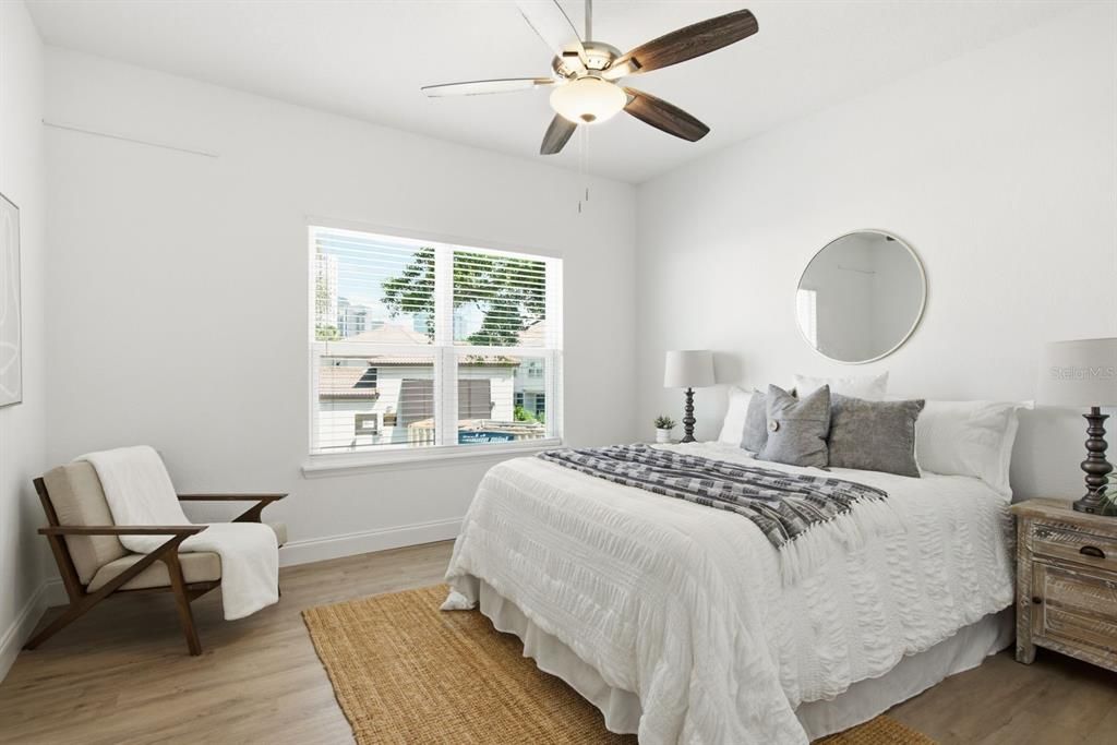 : $520,000 (2 beds, 2 baths, 1068 Square Feet)