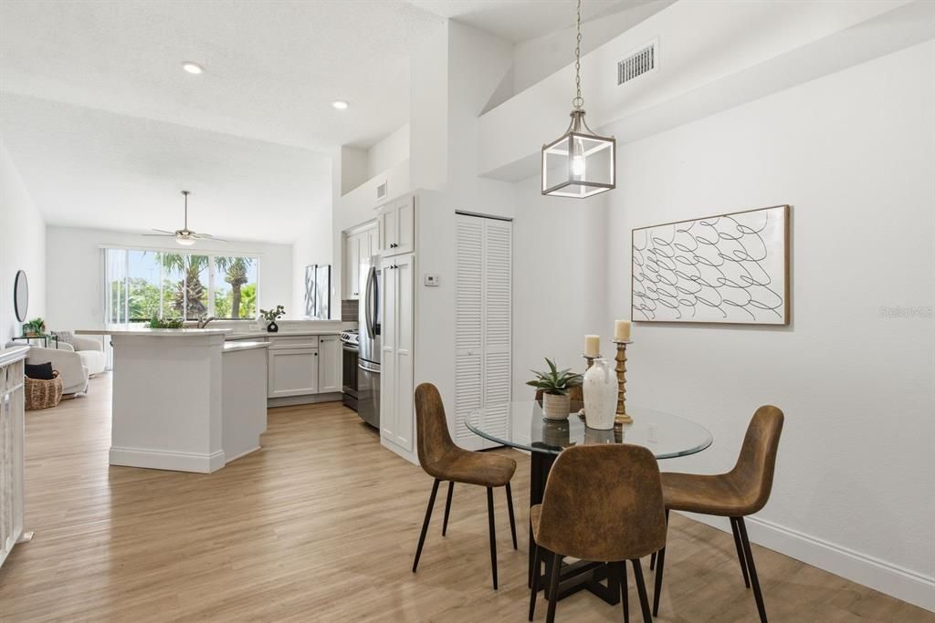 : $520,000 (2 beds, 2 baths, 1068 Square Feet)