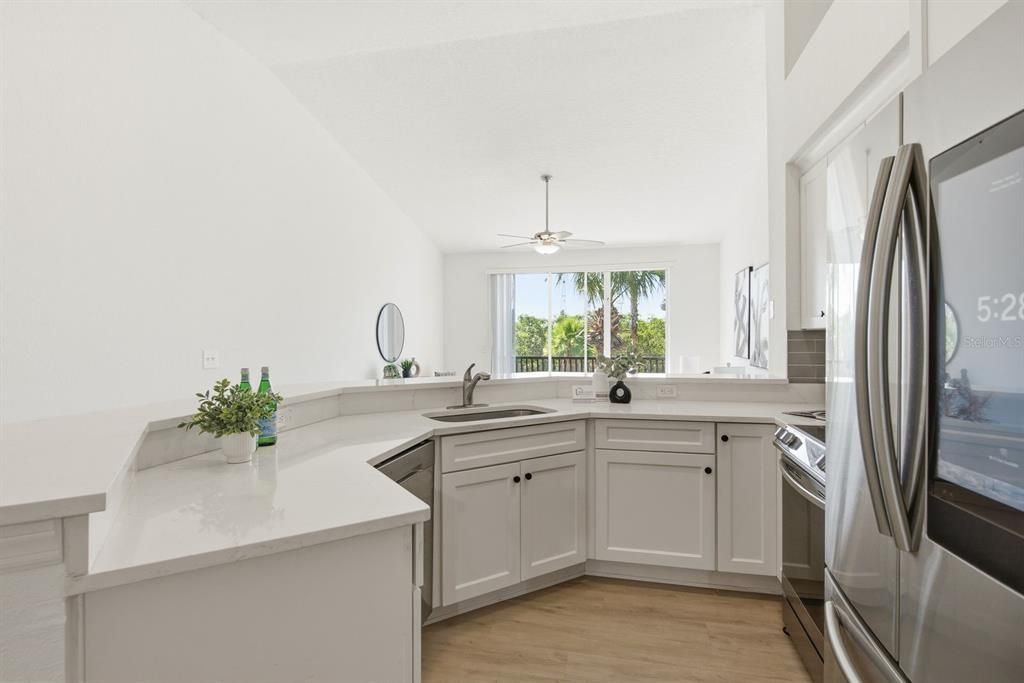 : $520,000 (2 beds, 2 baths, 1068 Square Feet)