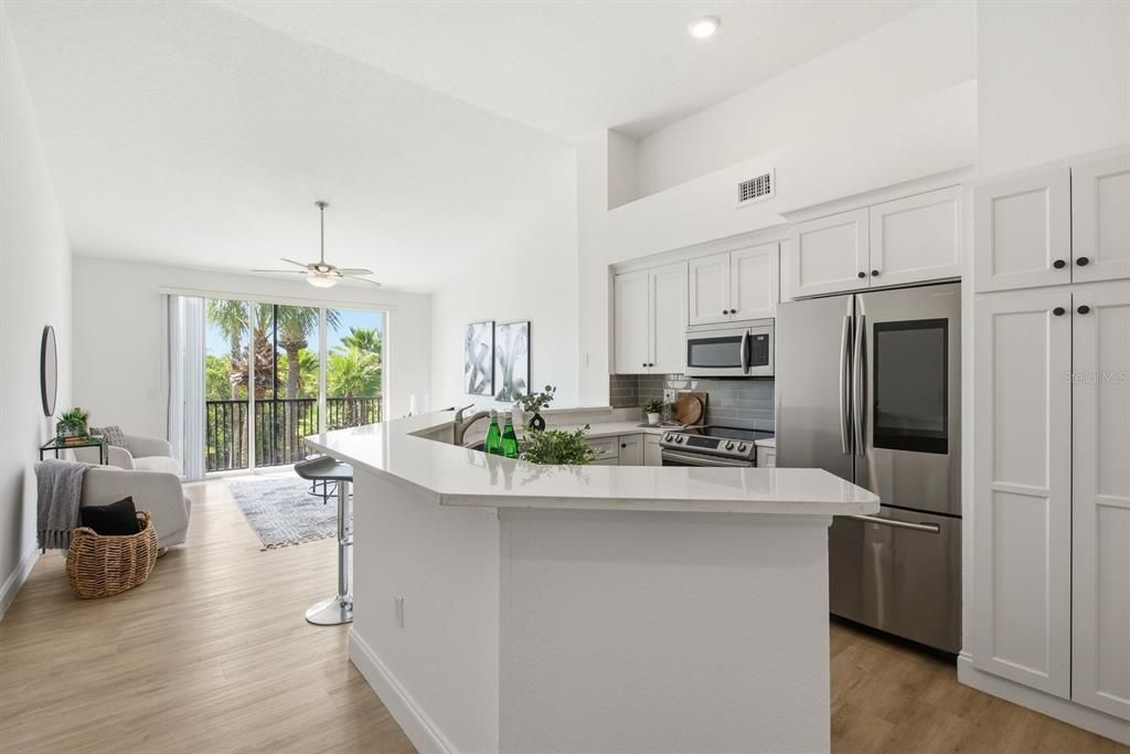 : $520,000 (2 beds, 2 baths, 1068 Square Feet)