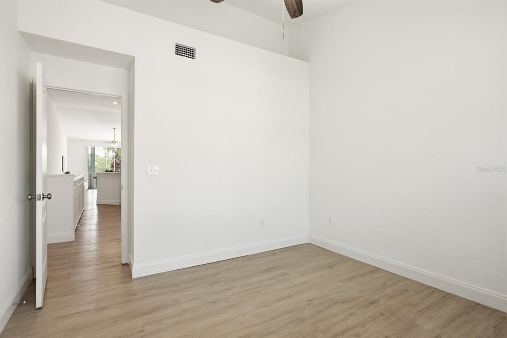 : $520,000 (2 beds, 2 baths, 1068 Square Feet)