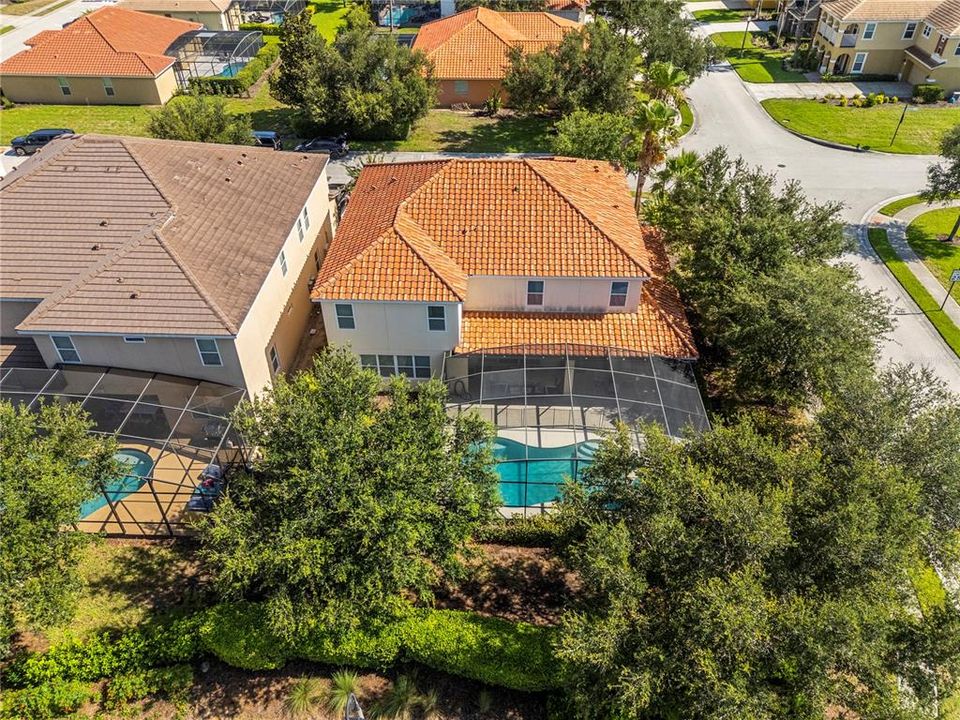 На продажу: $799,990 (9 спален, 7 ванн, 4588 Квадратных фут)
