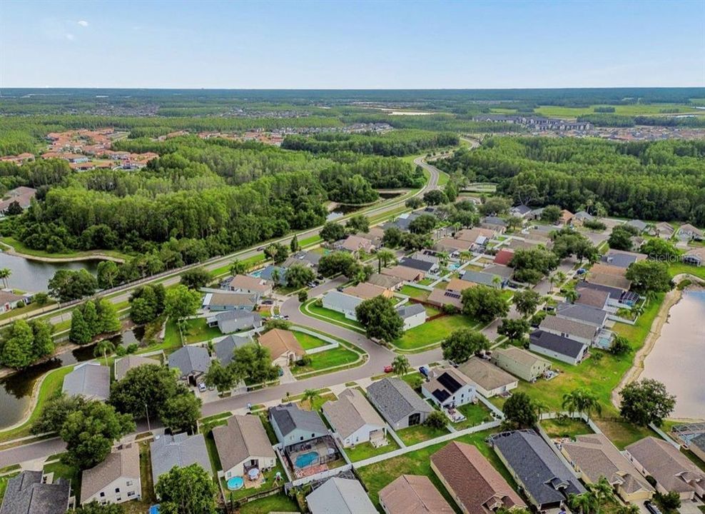 На продажу: $349,900 (3 спален, 2 ванн, 1598 Квадратных фут)