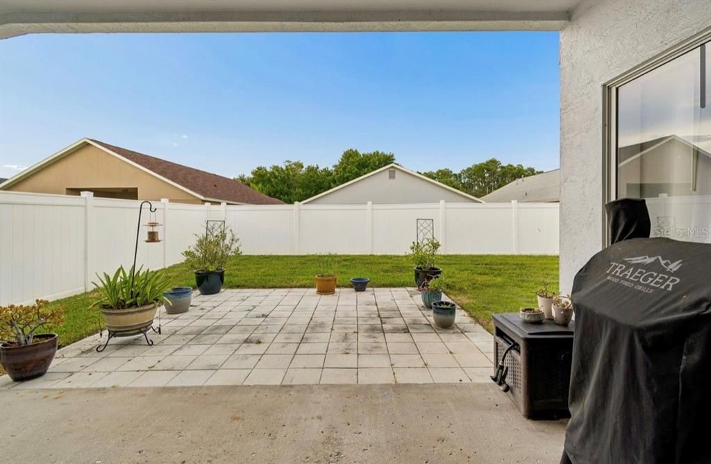 На продажу: $349,900 (3 спален, 2 ванн, 1598 Квадратных фут)