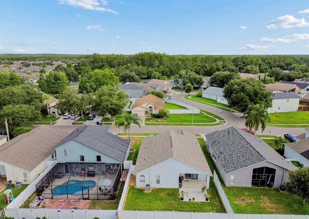 На продажу: $349,900 (3 спален, 2 ванн, 1598 Квадратных фут)