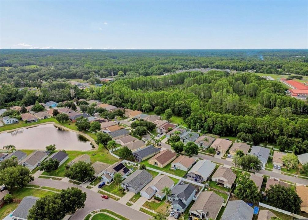 На продажу: $349,900 (3 спален, 2 ванн, 1598 Квадратных фут)