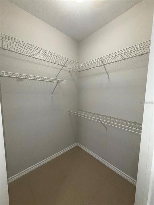 В аренду: $1,900 (2 спален, 2 ванн, 1140 Квадратных фут)