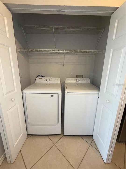 В аренду: $1,900 (2 спален, 2 ванн, 1140 Квадратных фут)