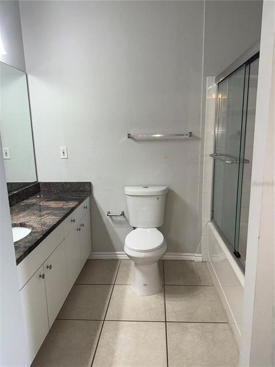 В аренду: $1,900 (2 спален, 2 ванн, 1140 Квадратных фут)