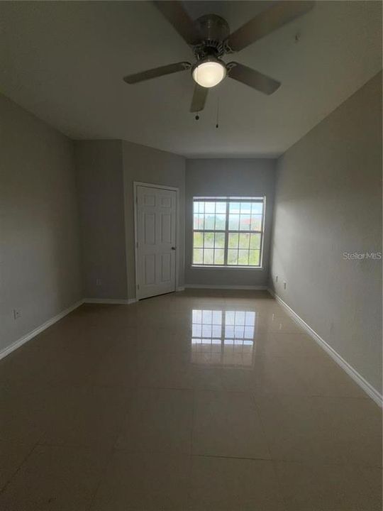 В аренду: $1,900 (2 спален, 2 ванн, 1140 Квадратных фут)