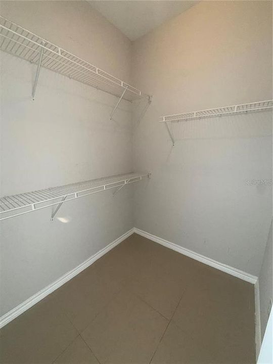 В аренду: $1,900 (2 спален, 2 ванн, 1140 Квадратных фут)