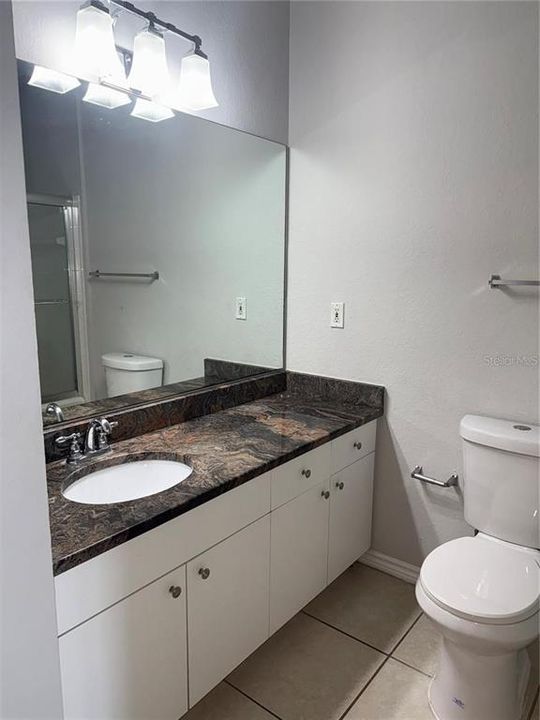 В аренду: $1,900 (2 спален, 2 ванн, 1140 Квадратных фут)