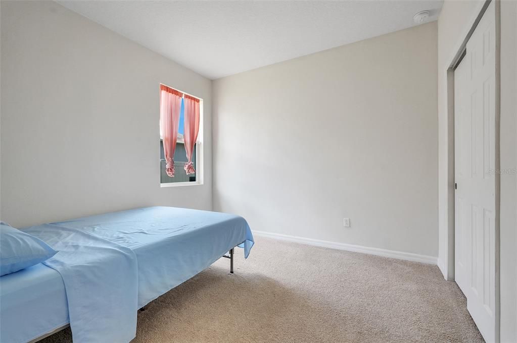 For Sale: $365,000 (4 beds, 2 baths, 1859 Square Feet)