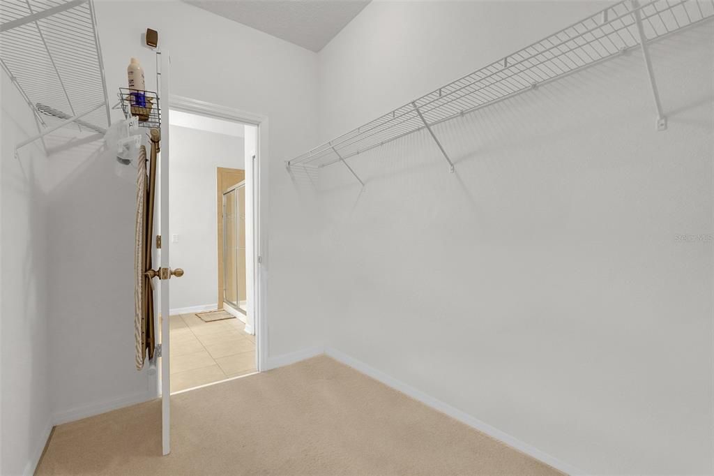 For Sale: $365,000 (4 beds, 2 baths, 1859 Square Feet)