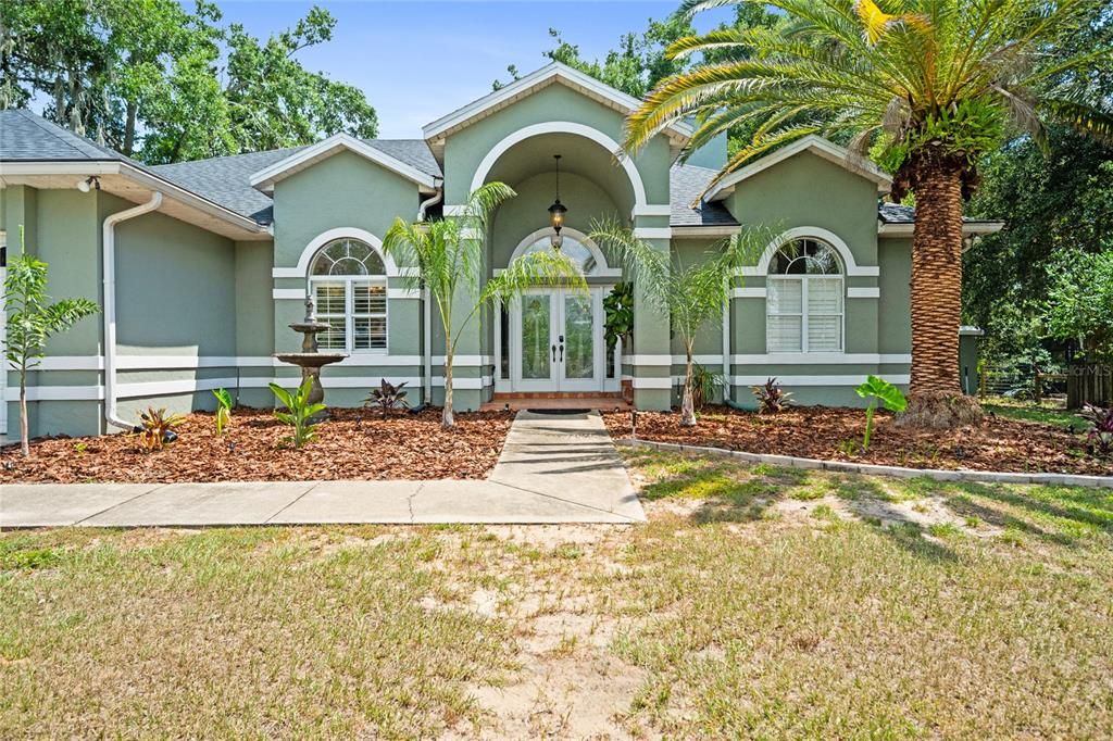 На продажу: $589,900 (3 спален, 2 ванн, 1932 Квадратных фут)