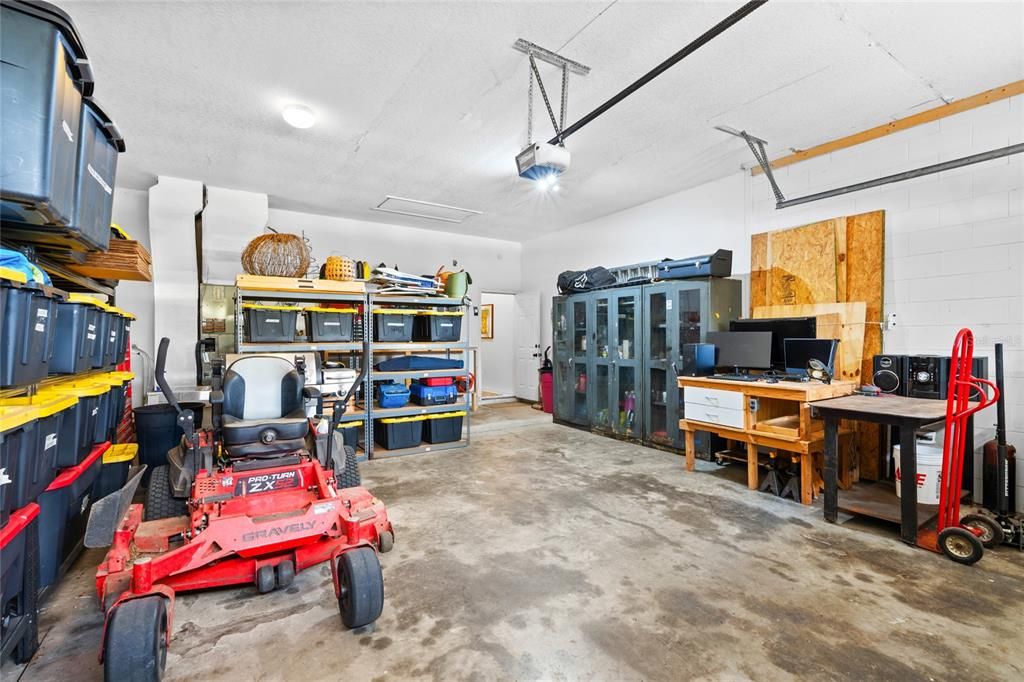 На продажу: $589,900 (3 спален, 2 ванн, 1932 Квадратных фут)