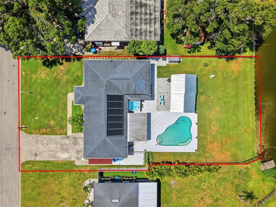 For Sale: $539,900 (2 beds, 2 baths, 1347 Square Feet)