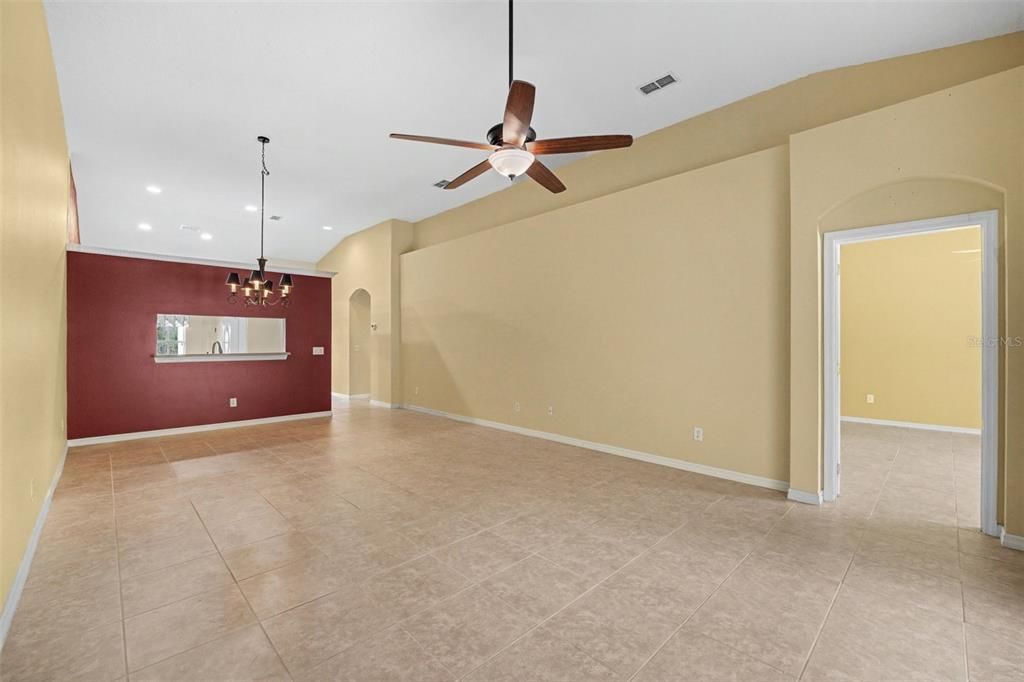 For Sale: $372,000 (3 beds, 2 baths, 1625 Square Feet)