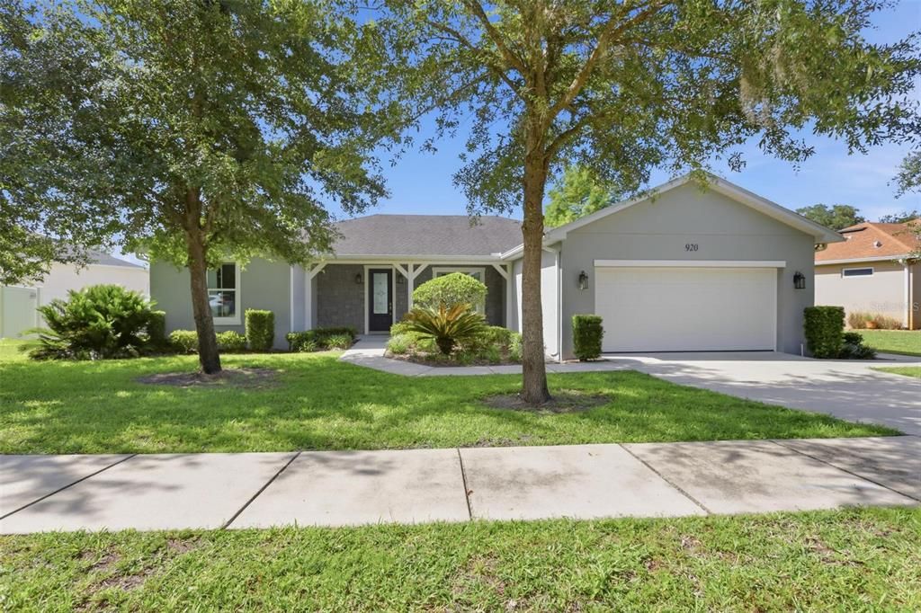 Activo con contrato: $459,000 (3 camas, 2 baños, 1846 Pies cuadrados)