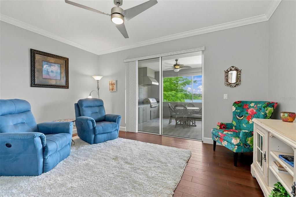 Activo con contrato: $459,000 (3 camas, 2 baños, 1846 Pies cuadrados)