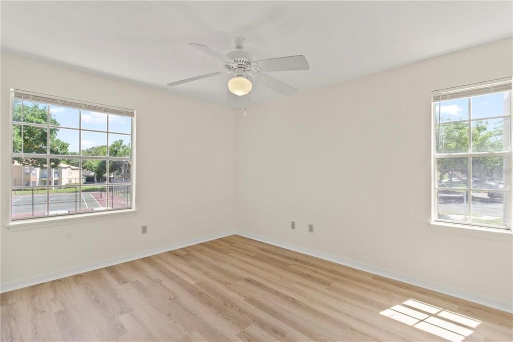 В аренду: $1,800 (2 спален, 2 ванн, 1080 Квадратных фут)