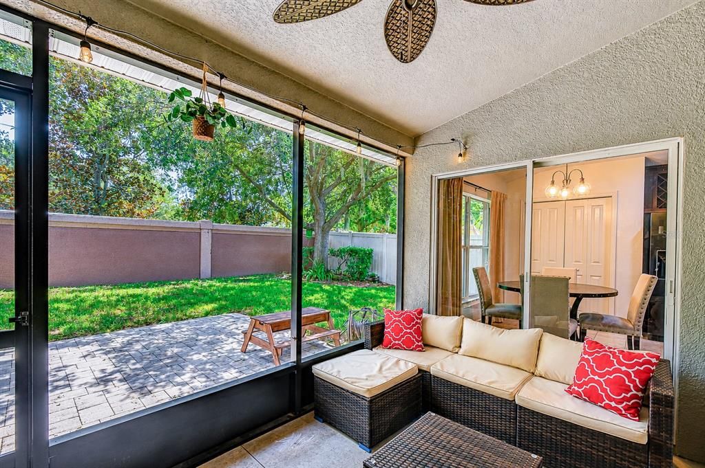 En Venta: $425,000 (4 camas, 2 baños, 2014 Pies cuadrados)