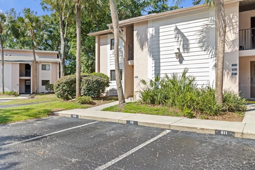 For Sale: $155,000 (2 beds, 2 baths, 1065 Square Feet)