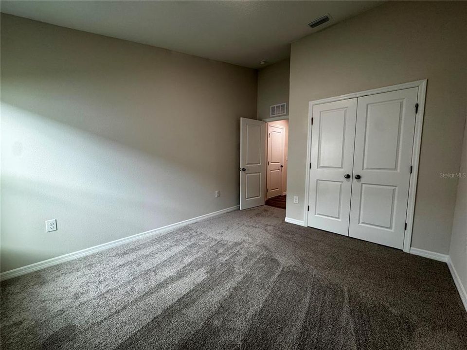 В аренду: $2,380 (4 спален, 2 ванн, 1850 Квадратных фут)