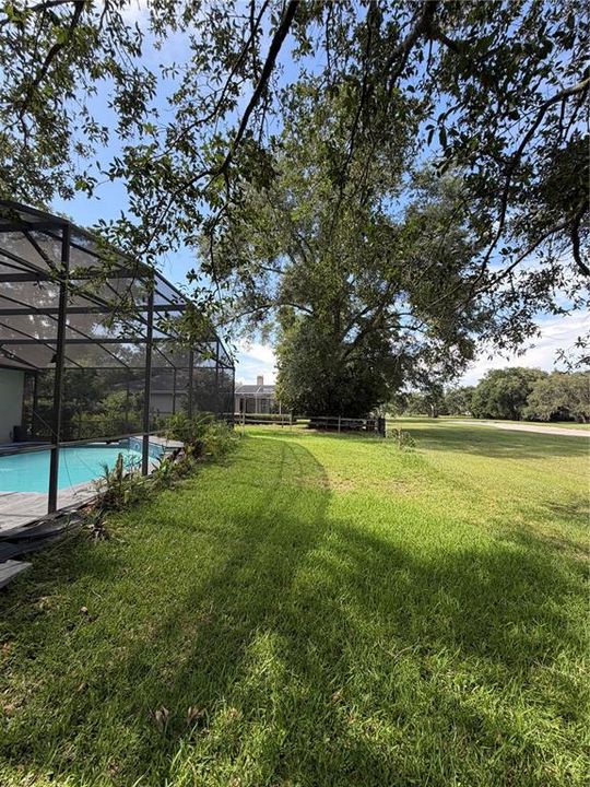 For Sale: $669,000 (4 beds, 3 baths, 2552 Square Feet)