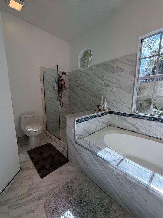 For Sale: $669,000 (4 beds, 3 baths, 2552 Square Feet)