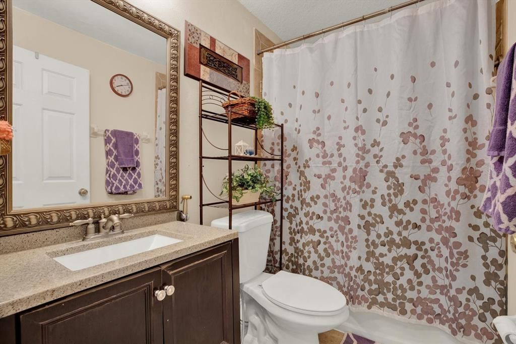 На продажу: $495,990 (6 спален, 3 ванн, 2998 Квадратных фут)