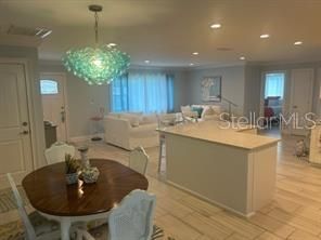 For Rent: $3,000 (3 beds, 2 baths, 1560 Square Feet)