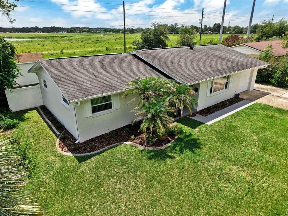 На продажу: $349,999 (3 спален, 2 ванн, 1185 Квадратных фут)