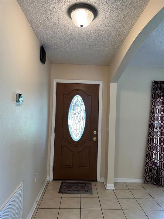 For Sale: $310,000 (4 beds, 2 baths, 1706 Square Feet)