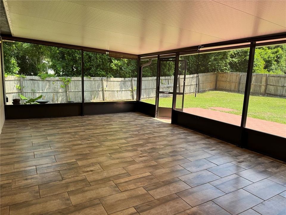 For Sale: $310,000 (4 beds, 2 baths, 1706 Square Feet)
