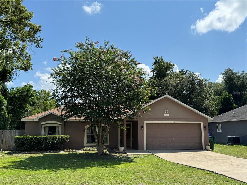 For Sale: $310,000 (4 beds, 2 baths, 1706 Square Feet)