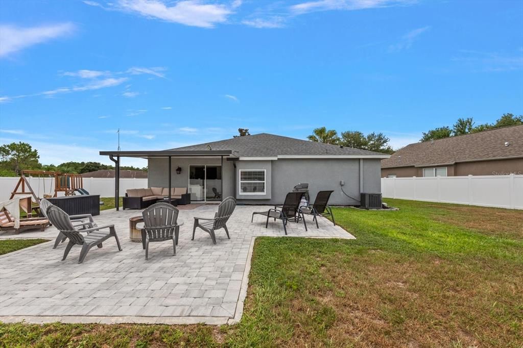 For Sale: $419,900 (3 beds, 2 baths, 1490 Square Feet)