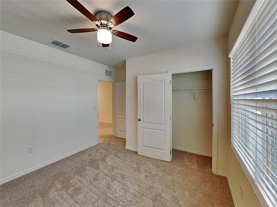 For Rent: $2,199 (4 beds, 2 baths, 1875 Square Feet)