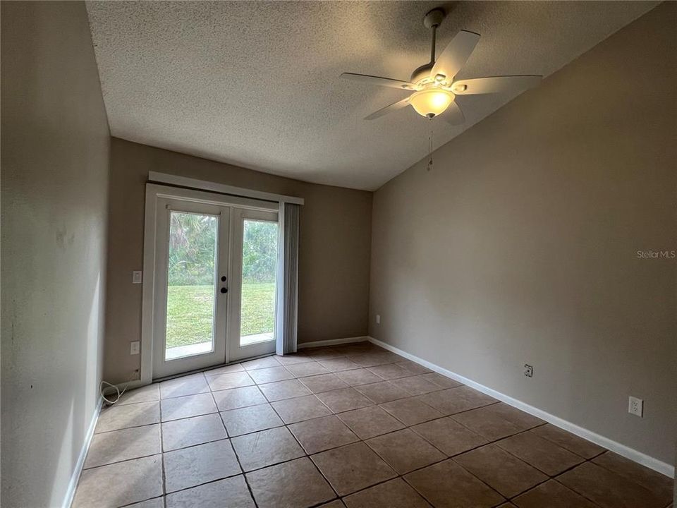 For Sale: $389,000 (4 beds, 0 baths, 2020 Square Feet)