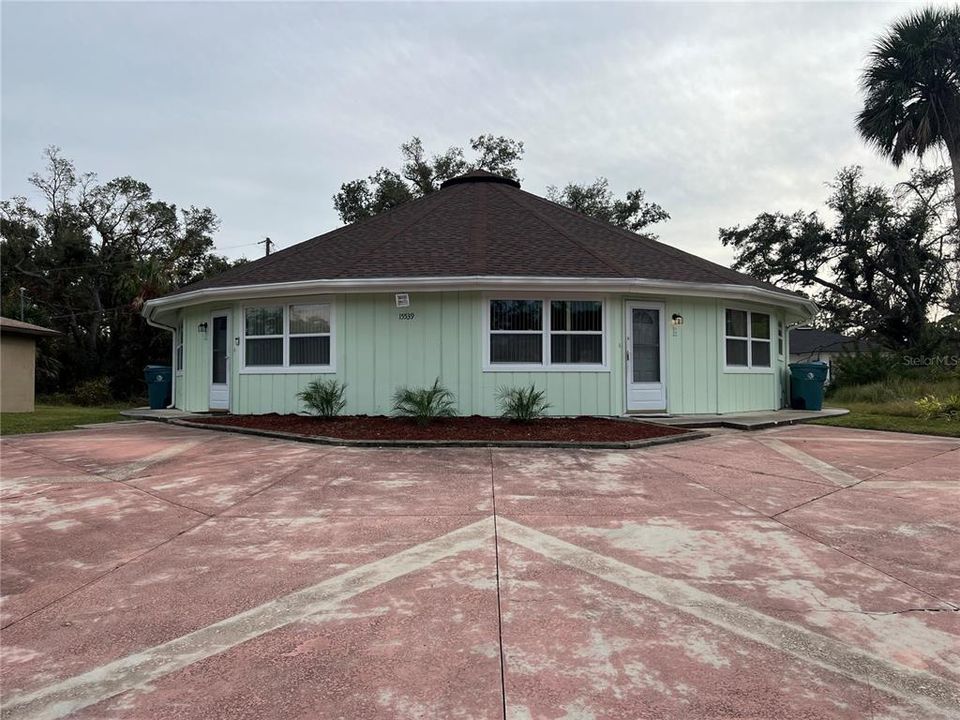 For Sale: $389,000 (4 beds, 0 baths, 2020 Square Feet)
