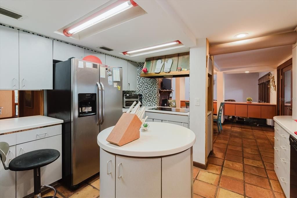 На продажу: $1,149,900 (5 спален, 5 ванн, 4502 Квадратных фут)
