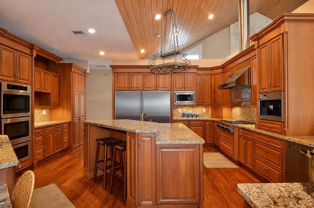 En Venta: $3,780,000 (5 camas, 5 baños, 6539 Pies cuadrados)