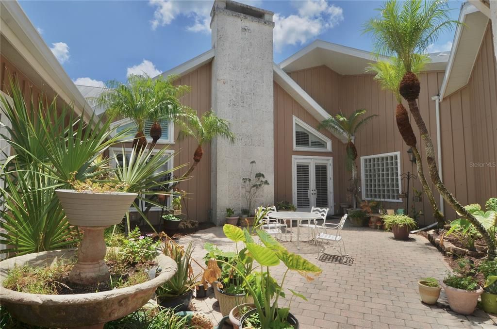 En Venta: $3,780,000 (5 camas, 5 baños, 6539 Pies cuadrados)