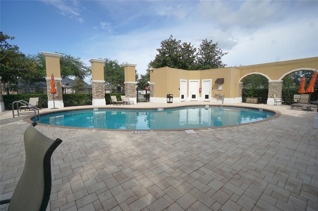 Active With Contract: $2,200 (3 beds, 2 baths, 1629 Square Feet)