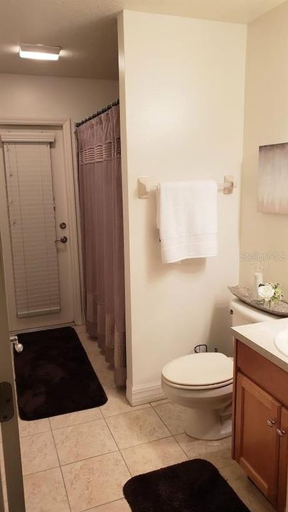 For Rent: $2,695 (4 beds, 3 baths, 3153 Square Feet)