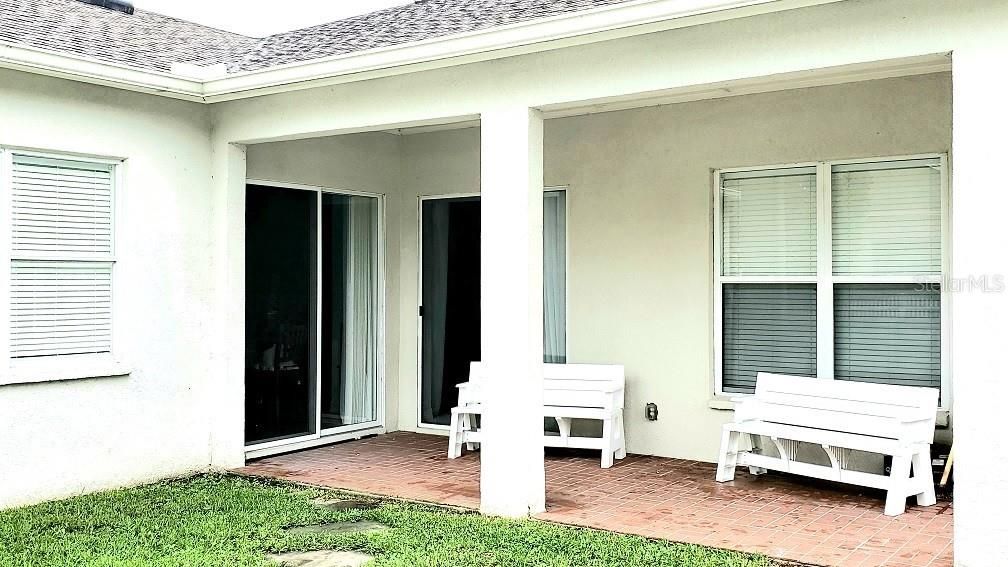 For Rent: $2,695 (4 beds, 3 baths, 3153 Square Feet)