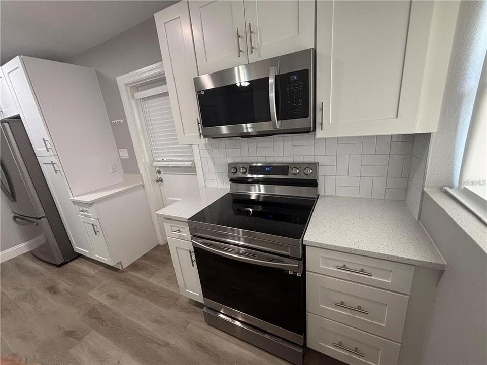For Sale: $370,000 (4 beds, 2 baths, 1358 Square Feet)