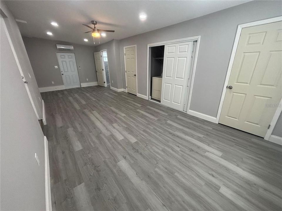 For Sale: $370,000 (4 beds, 2 baths, 1358 Square Feet)